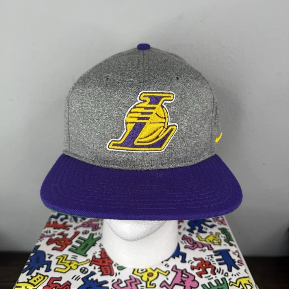 Nike Dri Fit Embroidered Los Angeles LA Lakers Hat Gray Purple Snap Back Cap